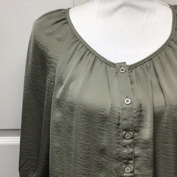 🌸Blouse - Picture 2 of 7